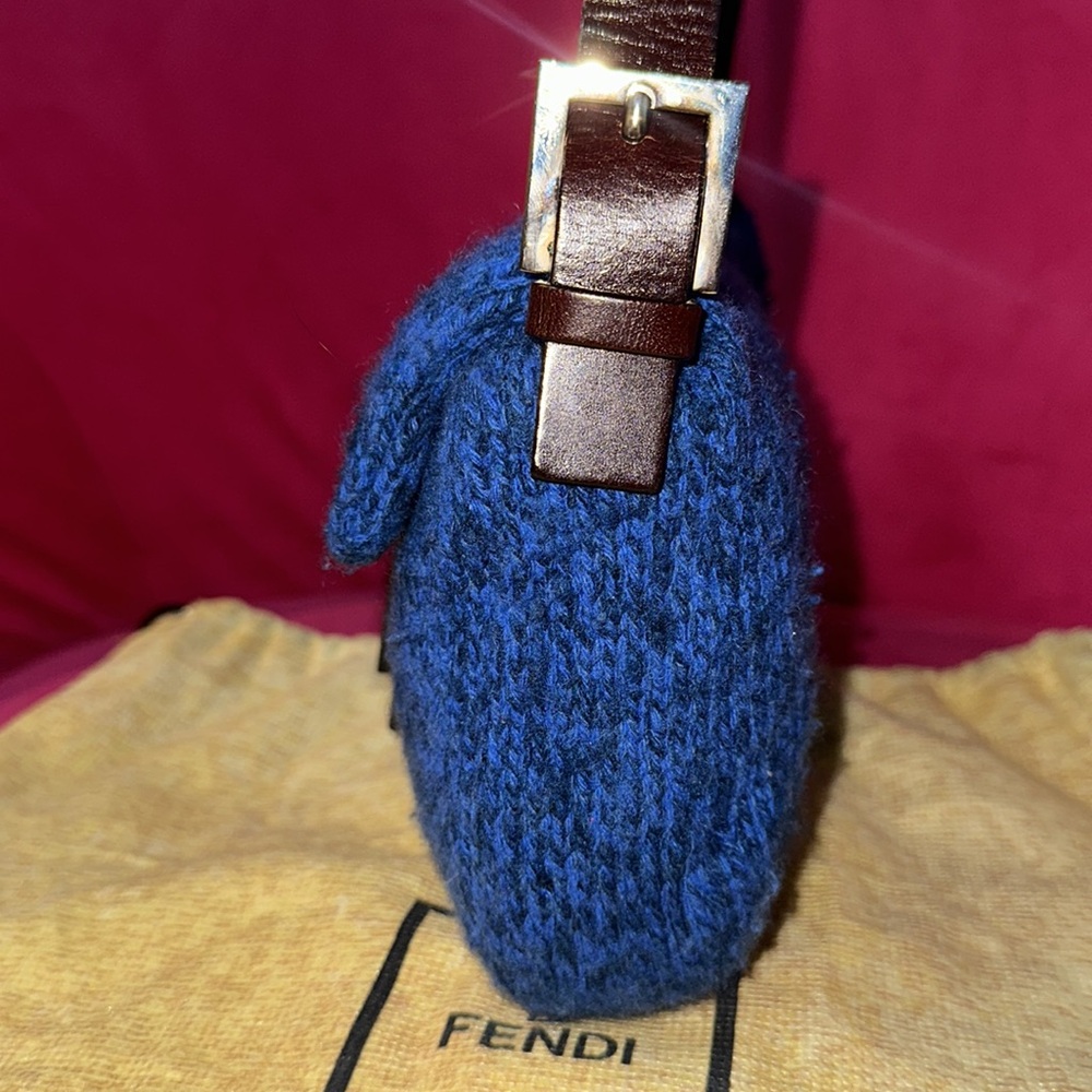 Fendi blue wool and leather lined baguette pochette shoulder purse RARE - Picture 5 of 16